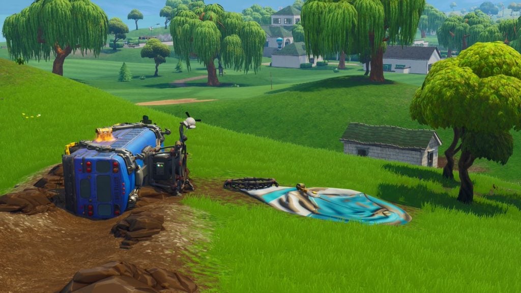 Battle Bus Crash Fortnite